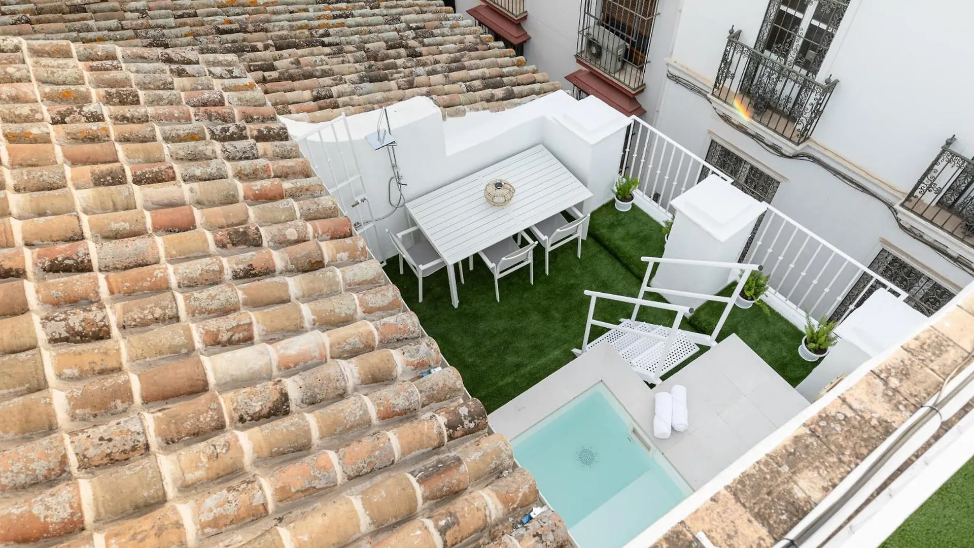 Aparthotel Isg Apartments Cuna Seville Spain