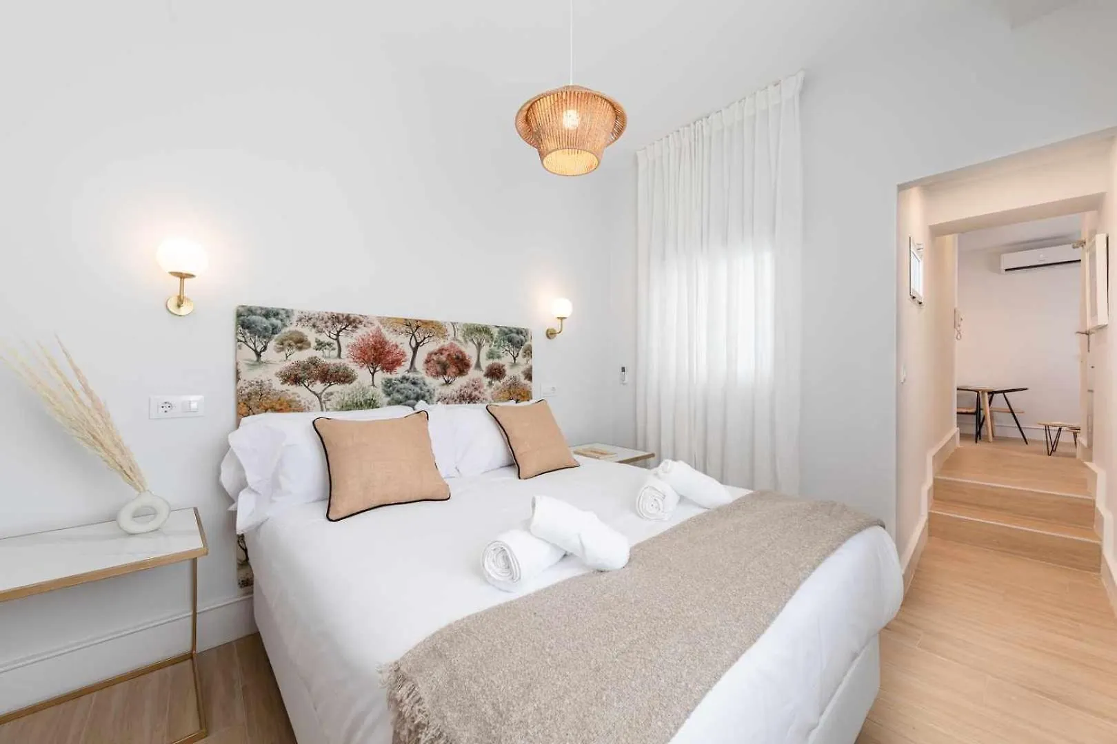 Isg Apartments Cuna Sevilla Aparthotel