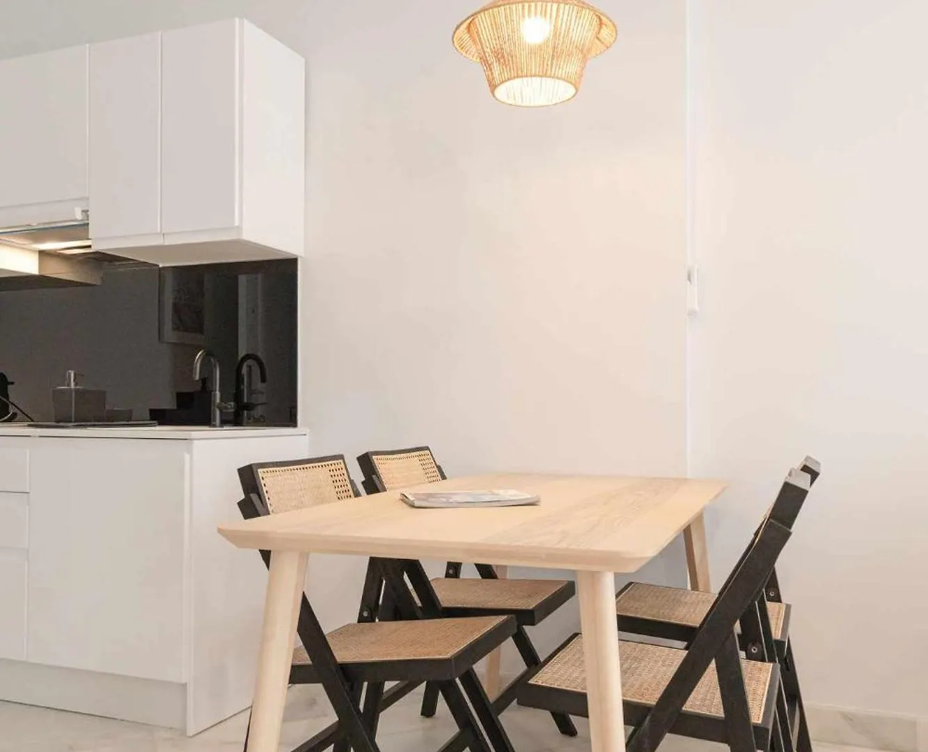 Isg Apartments Cuna Seville Aparthotel