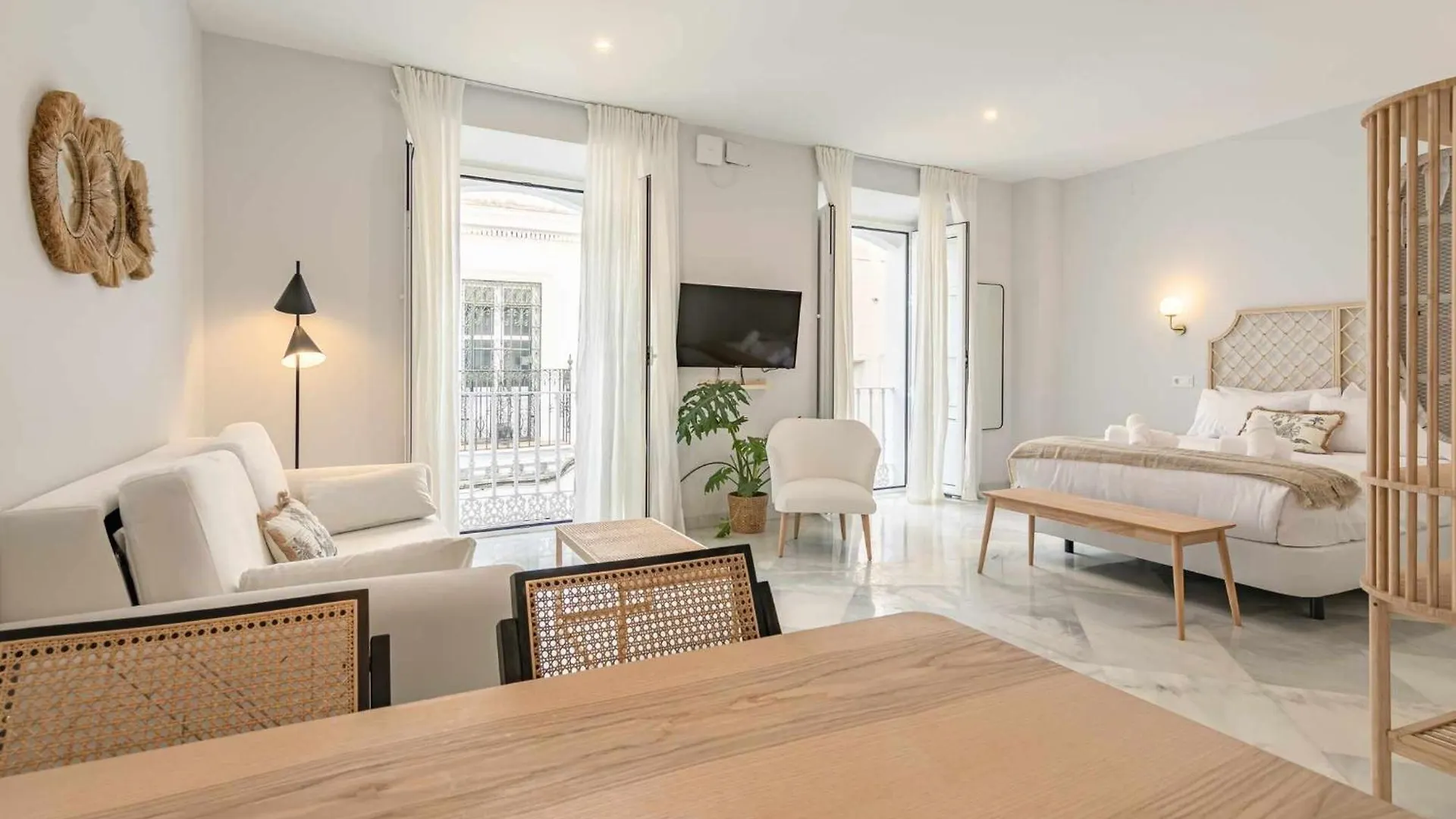 Aparthotel Isg Apartments Cuna Seville Spain