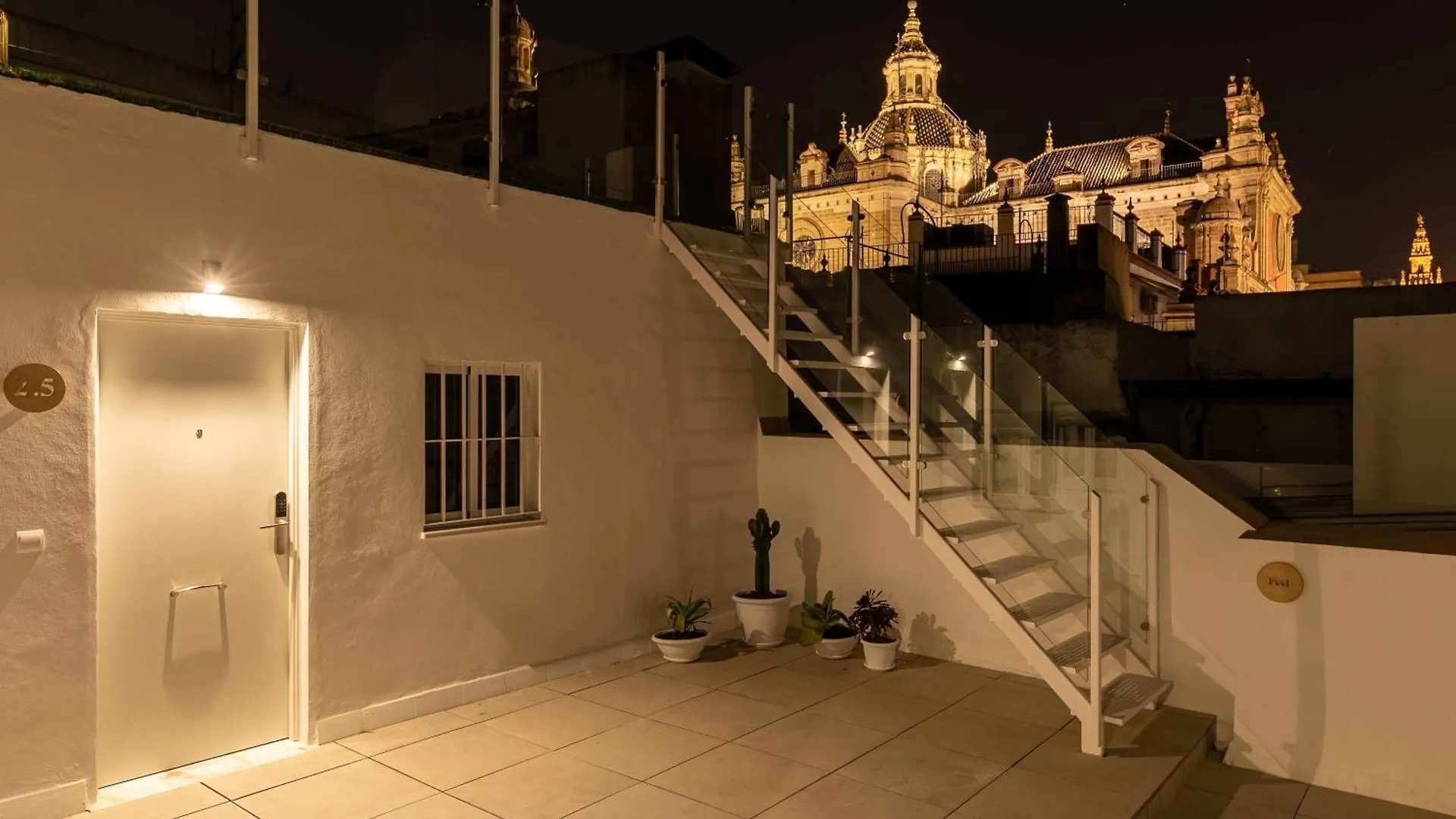 Isg Apartments Cuna Sevilla Aparthotel